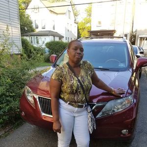 Meet your Posher, Pauline